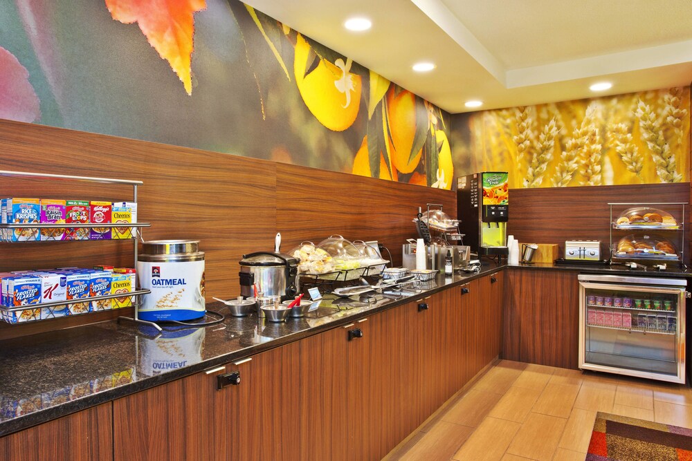 Fairfield Inn & Suites by Marriott Chicago Southeast Hammond - photo 14