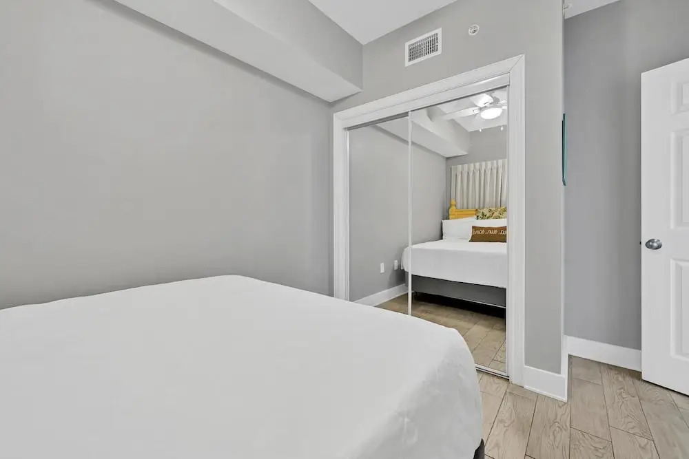 Majestic Beach Towers 2 1701 - photo 6