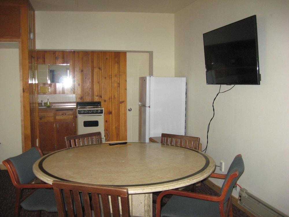 Masters Inn - photo 14