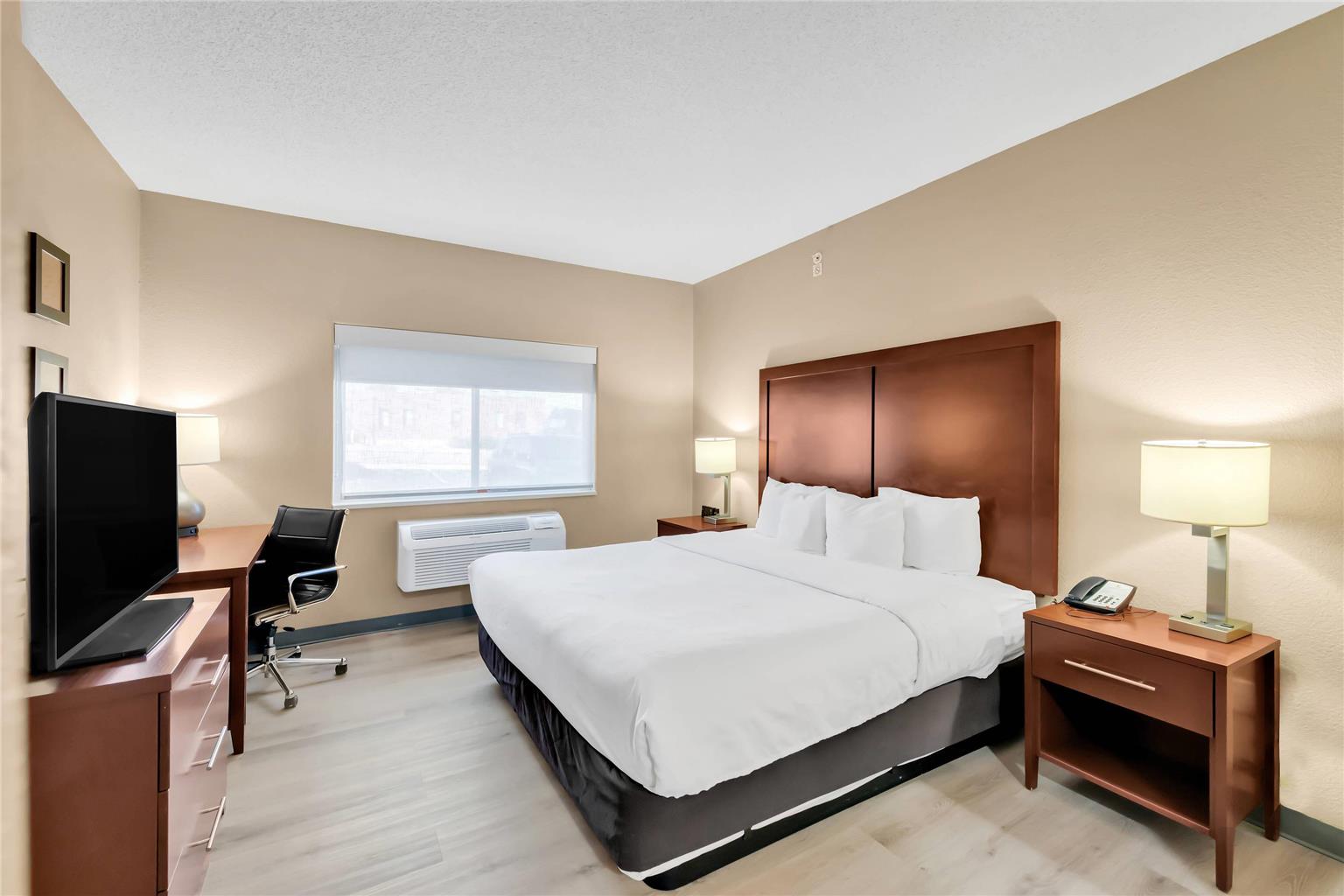 Comfort Suites Lakewood Denver - photo 36