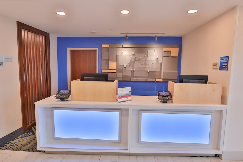 Holiday Inn Express & Suites Dickson by IHG - photo 26