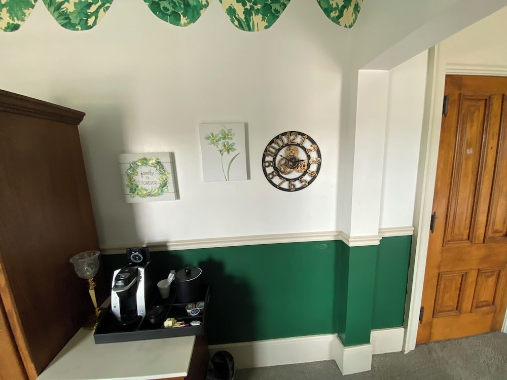 Decker Hotel - photo 31