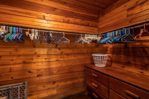 Salty Dawg by Oak Island Accommodations - photo 4