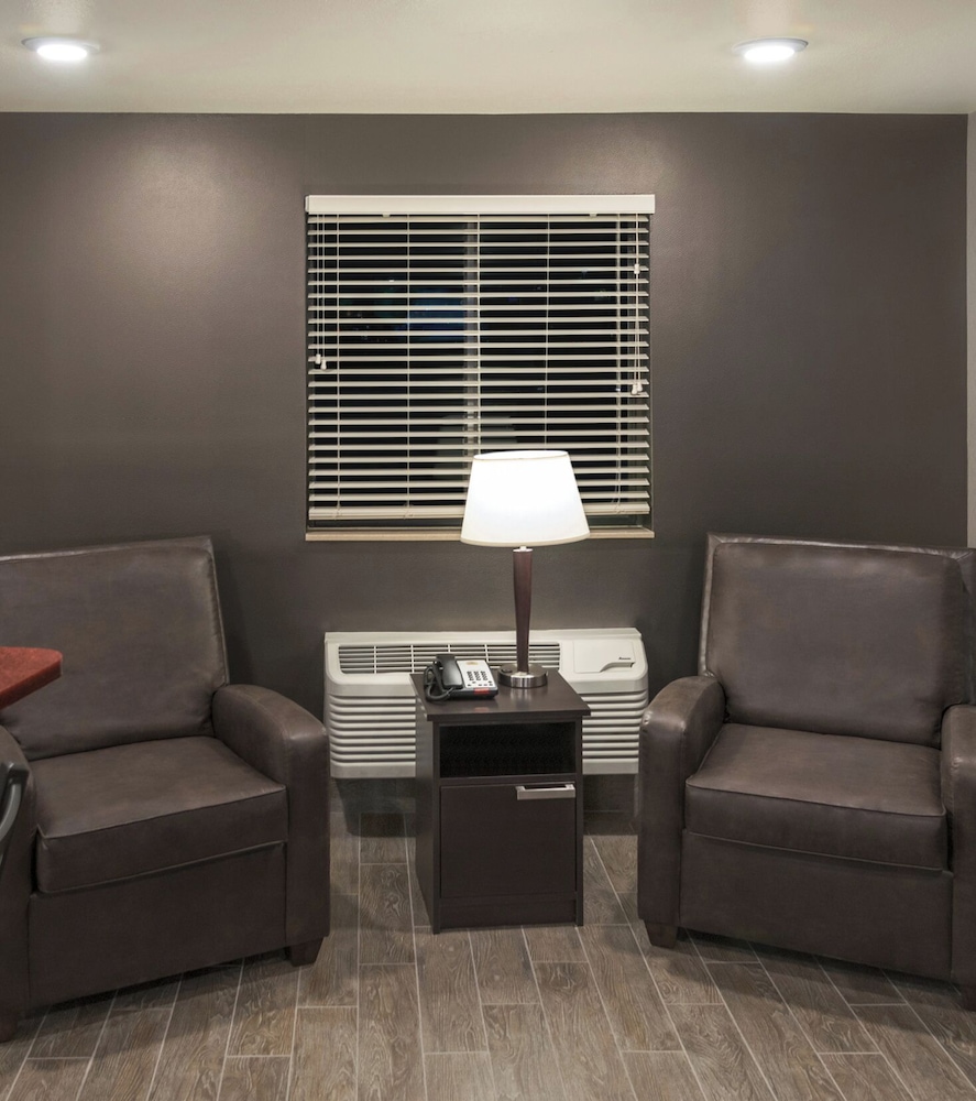 My Place Hotel Mitchell SD - photo 5