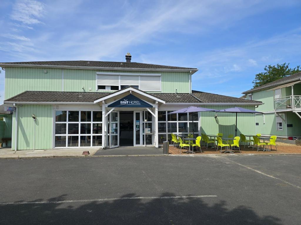 Brit Hotel Essentiel Poitiers Gare Du Futuroscope — Jaunay Clan