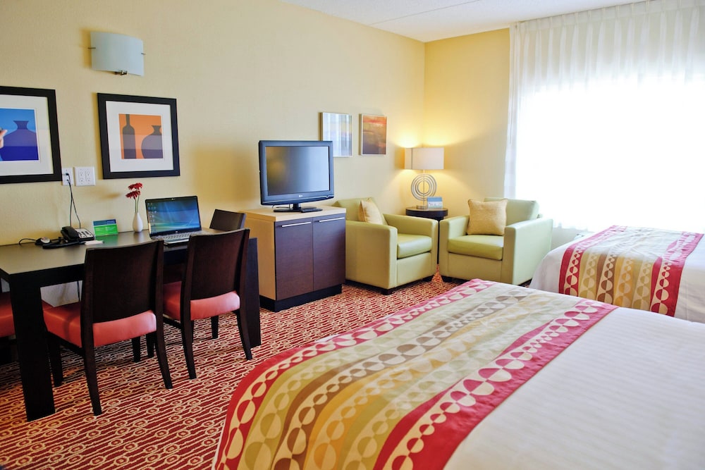 TownePlace Suites by Marriott Mooresville - photo 20