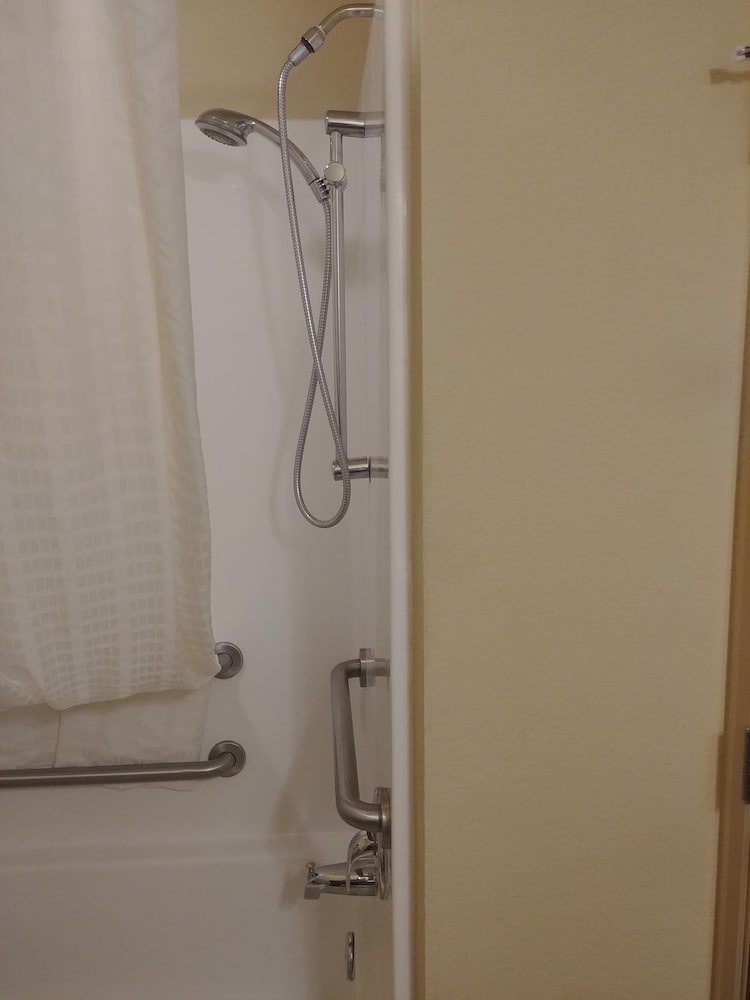 Cobblestone Hotel & Suites Broken Bow - photo 38