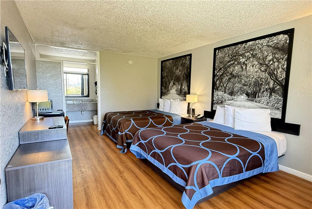Super 8 by Wyndham Hardeeville Savannah North - photo 16