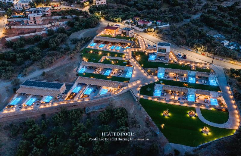 Deos Luxury Suites in Hersonissos, Greece