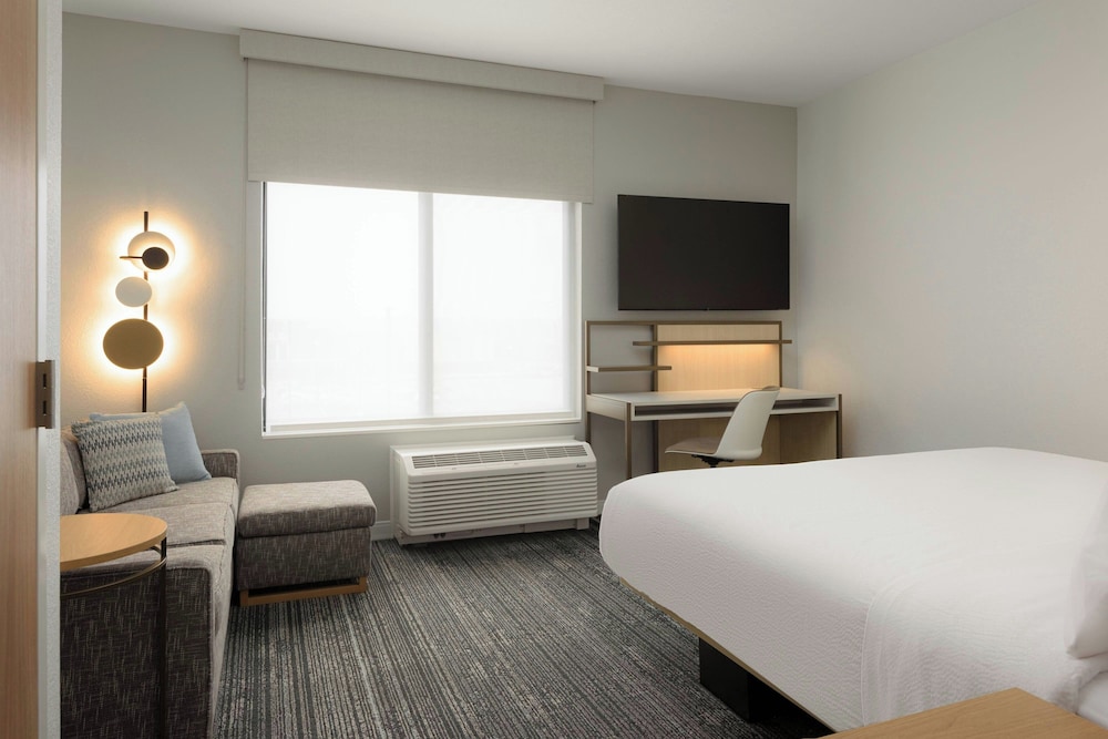 Towneplace Suites By Marriott Cincinnati Oakley - photo 8