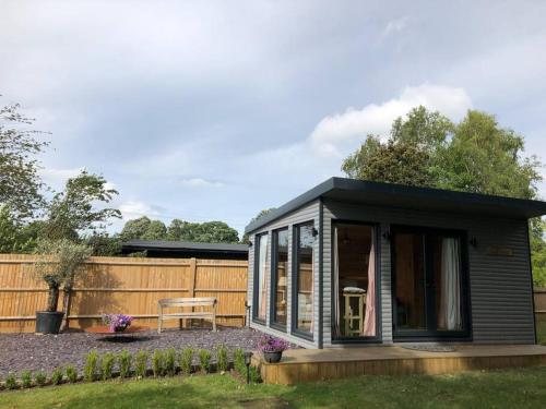 Self Contained Garden Studio With Stunning Views — Sissinghurst
