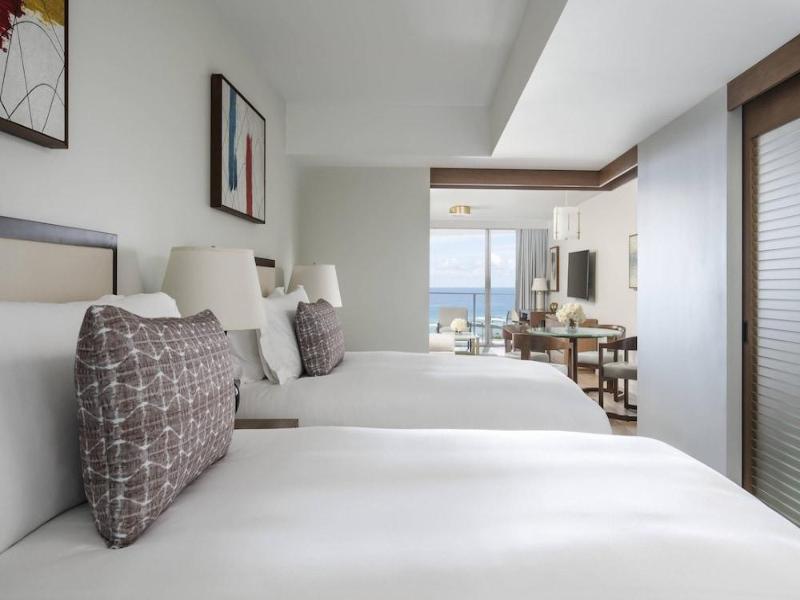 The Ritz Carlton Residences Waikiki Beach - photo 17