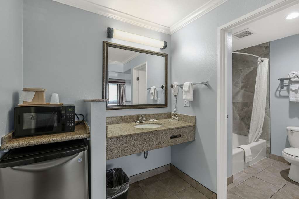 Motel 6 Carlsbad CA North - photo 24
