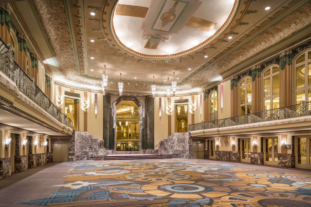 Hilton Cincinnati Netherland Plaza - photo 66