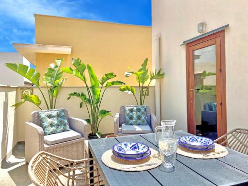Historic Center l Rooftop Lounge Suite — 4-Star Luxury Hotel in Trapani, Italy