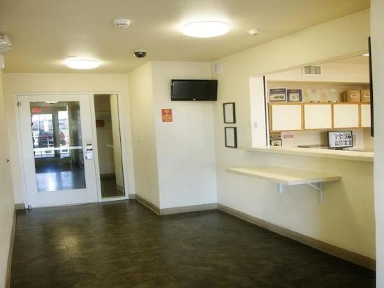 WoodSpring Suites Sacramento - photo 11