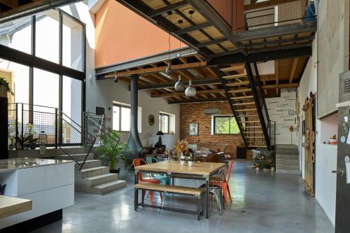 Le Loft Nantais Superbe Loft de 300m in Nantes, France