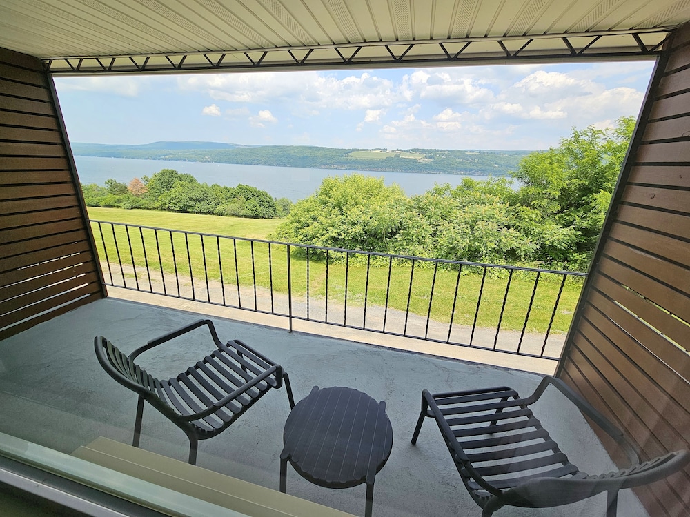 The Hotel Laurel at Seneca - photo 35