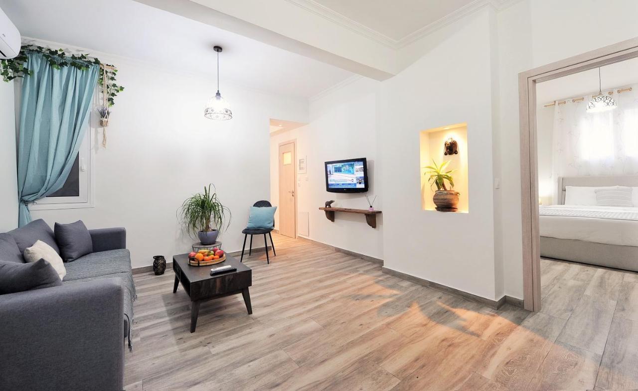 Bella Ciao Guest House — 4-Star Luxury Hotel in Athens, Greece