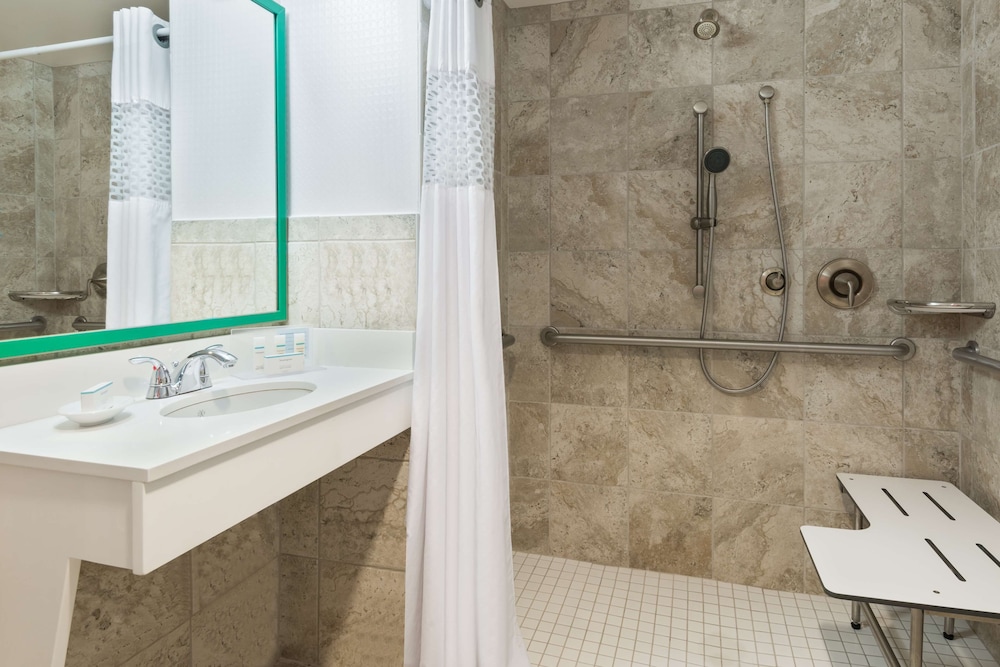 Hampton Inn Ellenton Bradenton - photo 25
