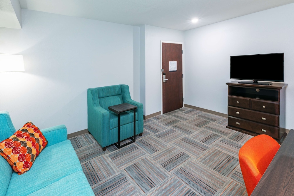Hampton Inn Miami - photo 28