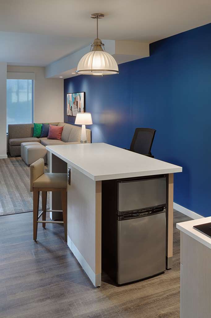 Hyatt House Columbus OSU Short North - photo 41