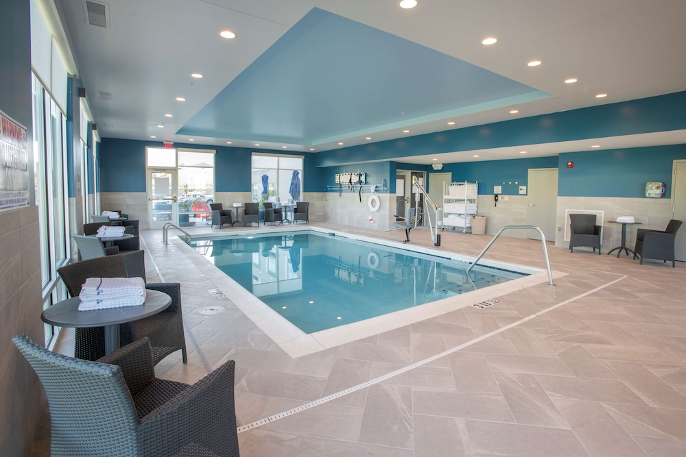 Hampton Inn by Hilton Richwood Cincinnati South - photo 12