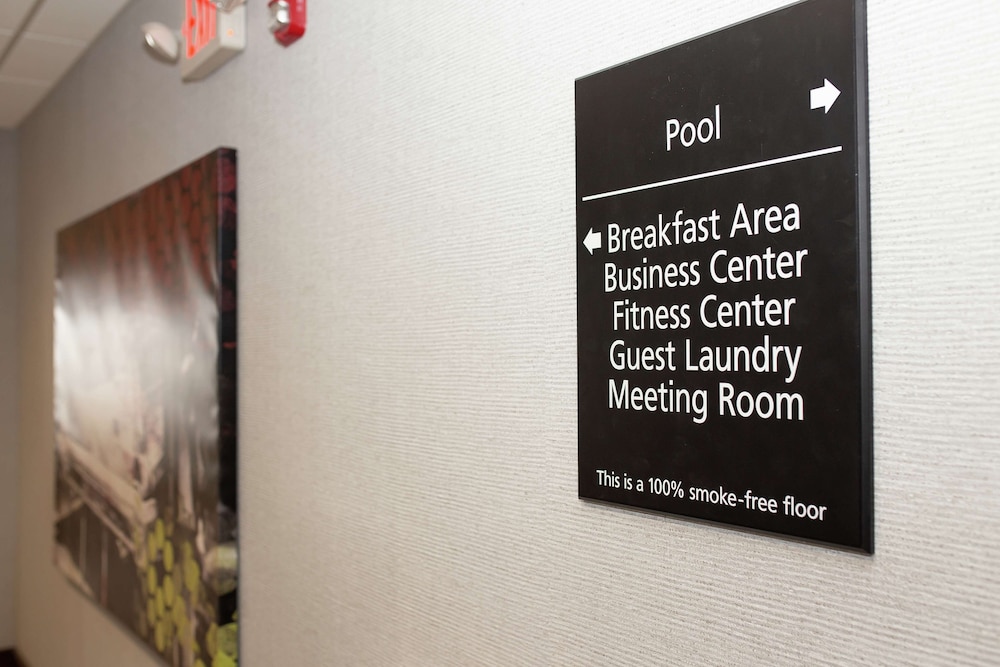 Hampton Inn & Suites Dundee - photo 55