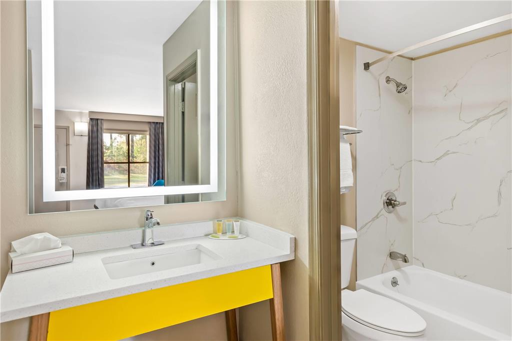 Days Inn by Wyndham Petersburg South Fort Lee - photo 16