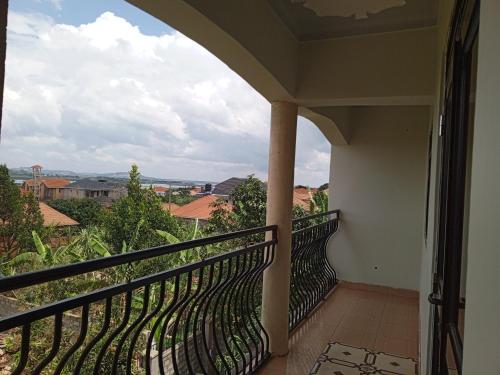 Gina 21059566 — Wakiso