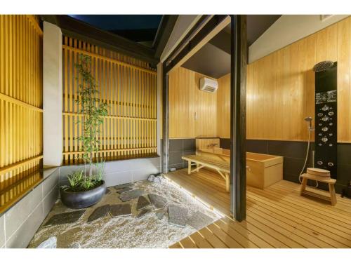 Yadoya Yanagitori West Vacation Stay 92053V — 4-Star Luxury Hotel in Tokyo, Japan