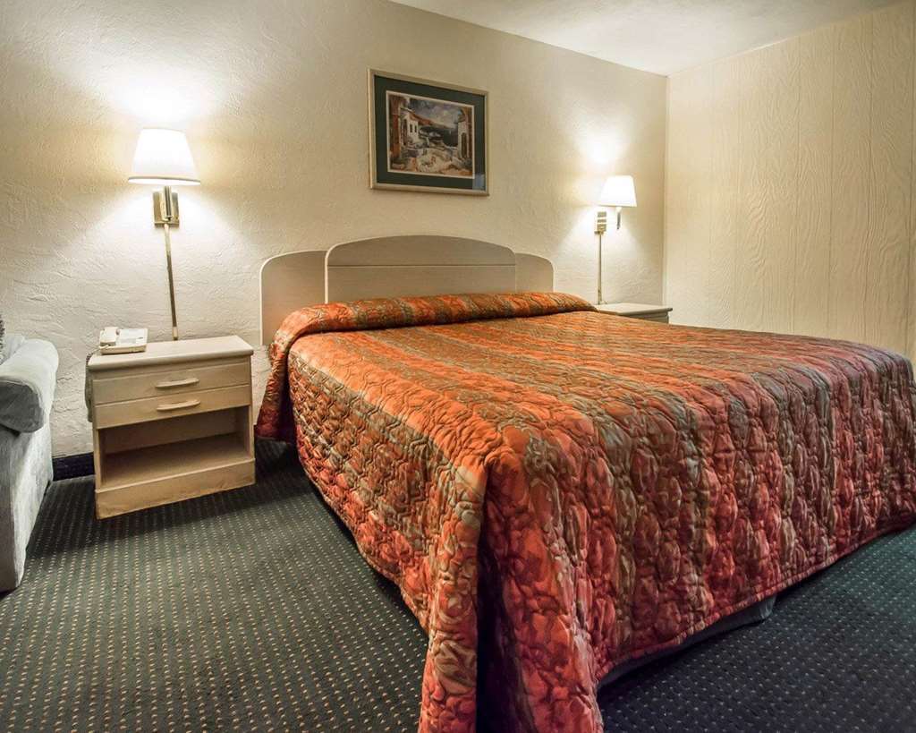 Rodeway Inn Gainesville University Area - photo 11
