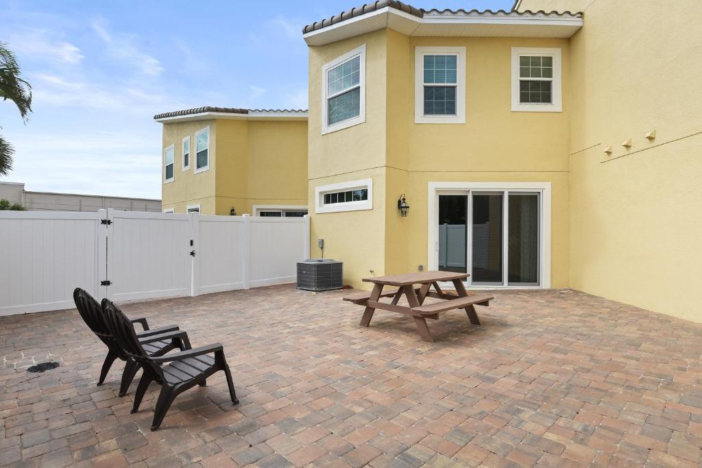 Fortebello Beachside 160 — hotel in Indian Harbour Beach