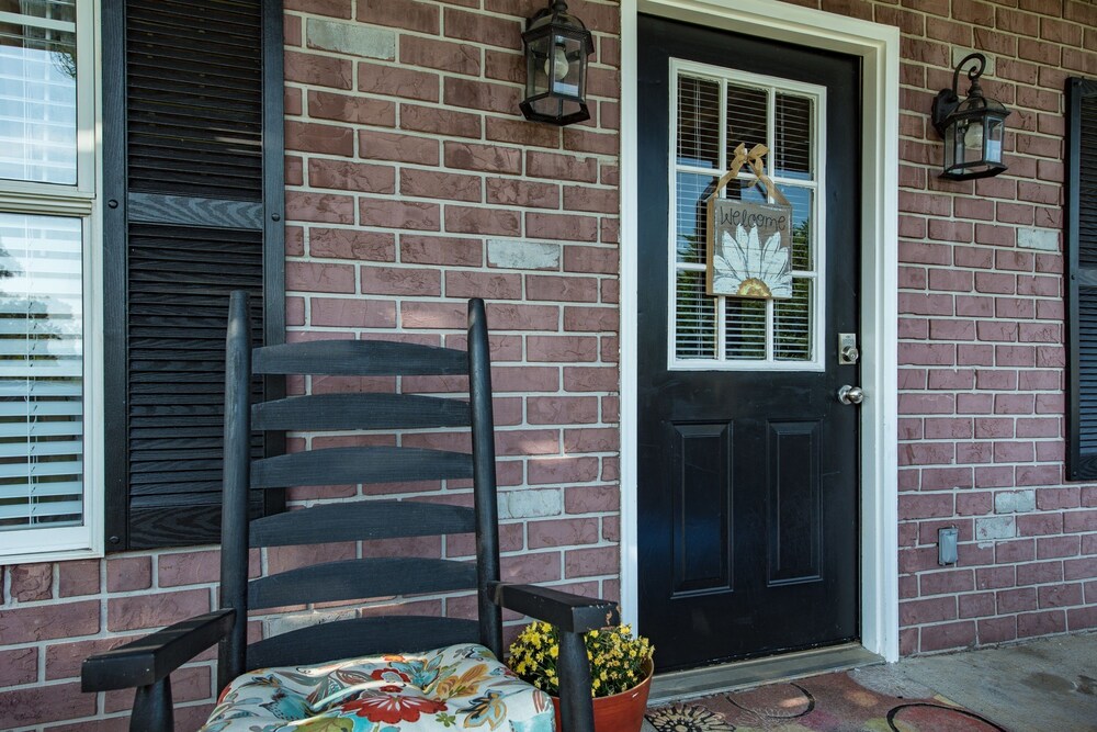 Mountain View Place - featured photo
