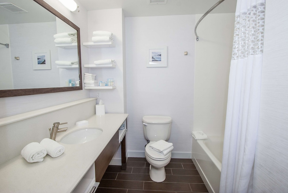 Hampton Inn Great Falls - photo 20