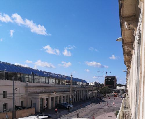 Appartement Montpellier ComAcdie Gare St Roch — 4-Star Luxury Hotel in Montpellier, France