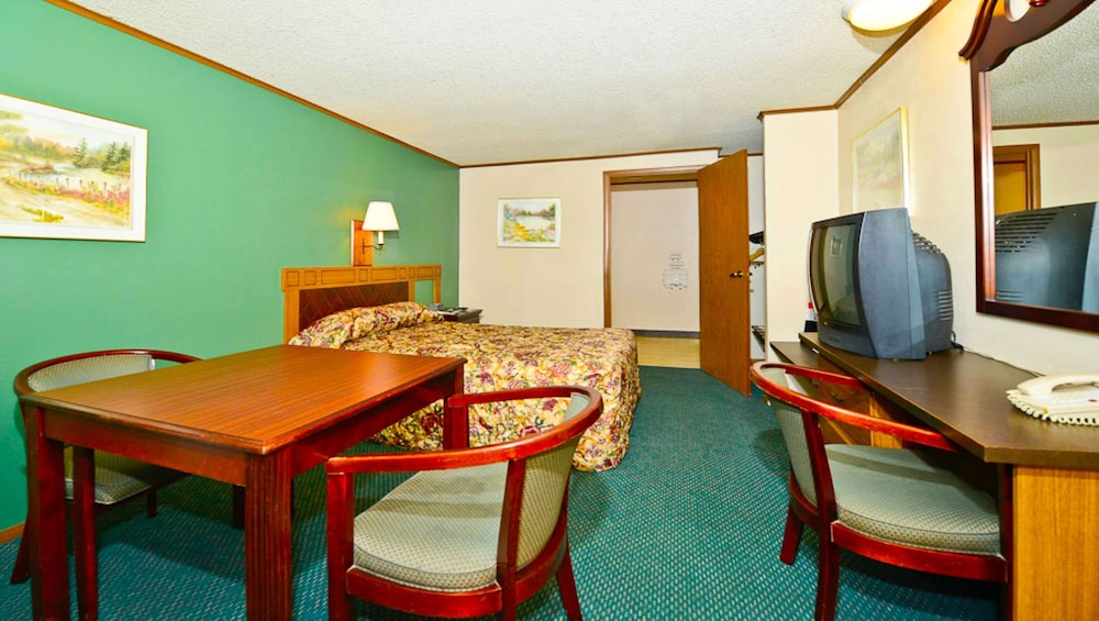 M Star Hotel Covington - photo 18