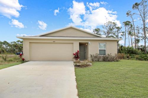 Tranquil 3BR retreat in Port Charlotte in Port Charlotte, United States