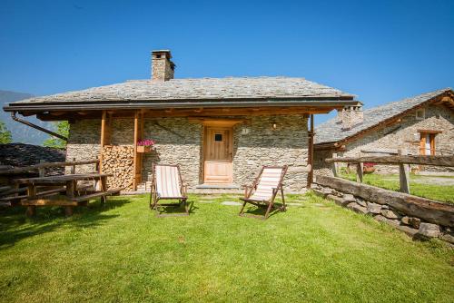 Civico 1 in Marmora, Italy