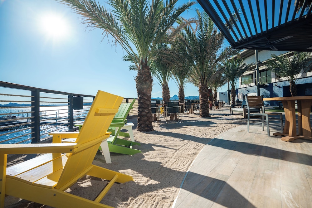 The Nautical Beachfront Resort - photo 53