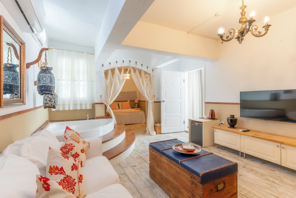 Mon Ilıca Otel - last minute hotel in Cesme