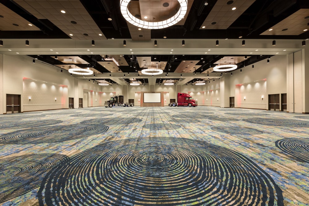 Embassy Suites by Hilton Denton Convention Center - photo 37