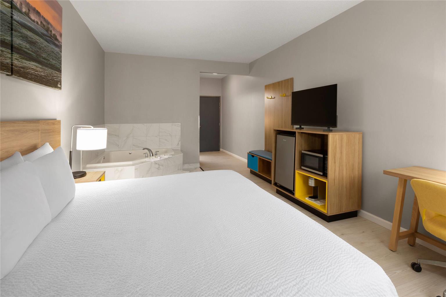 Days Inn & Suites by Wyndham Seaford - photo 30