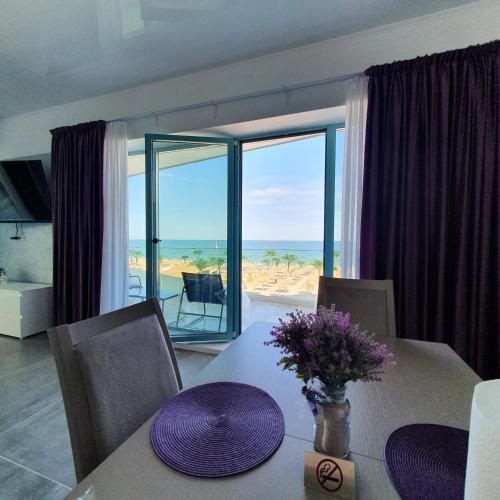 Apartament David Mamaia Nord — 4-Star Luxury Hotel in Navodari, Romania