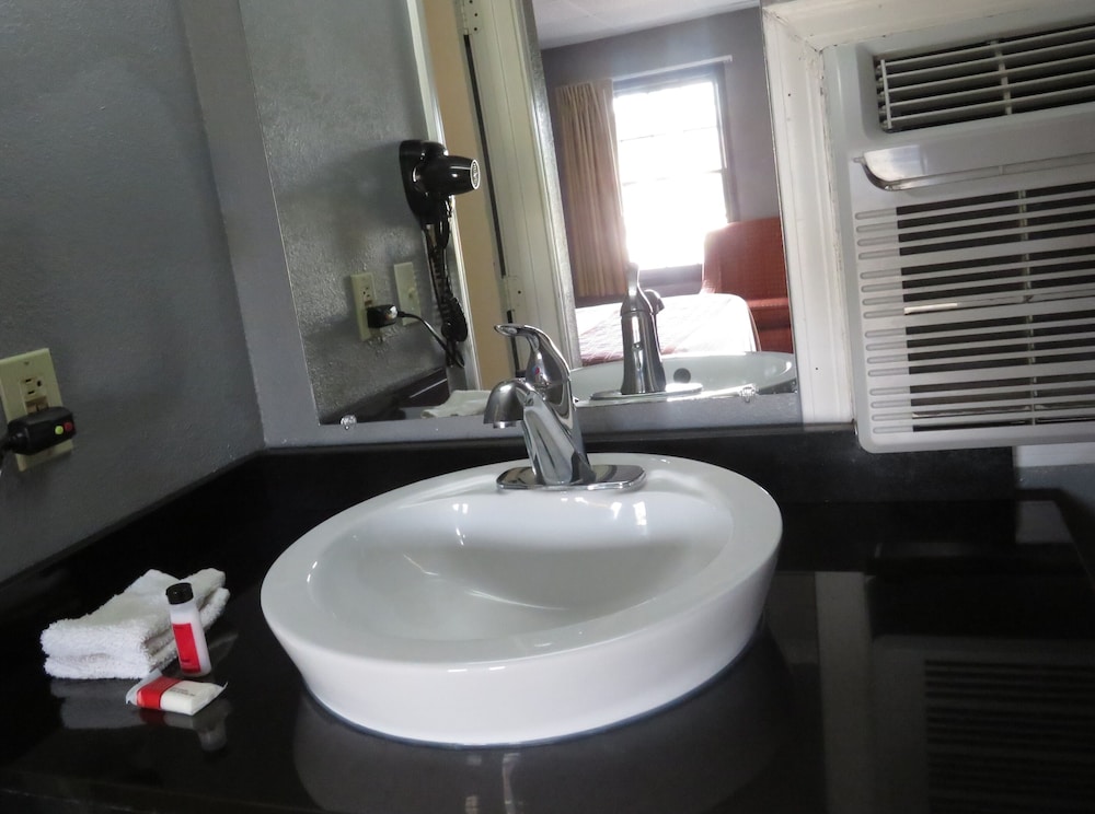 Travelodge by Wyndham Walterboro - photo 23