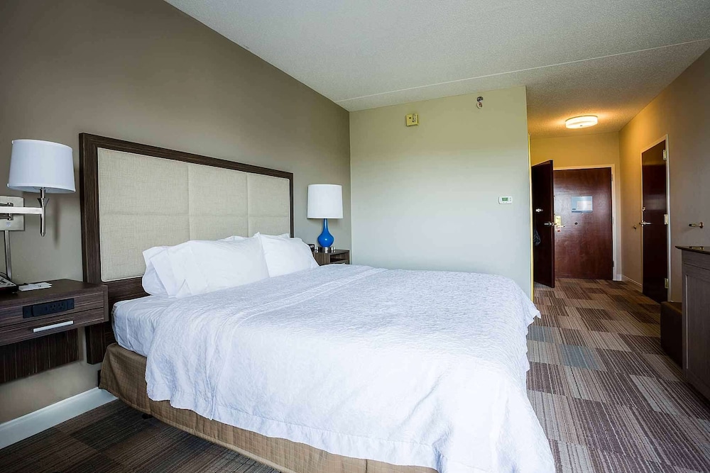 Hampton Inn Somerset - photo 25