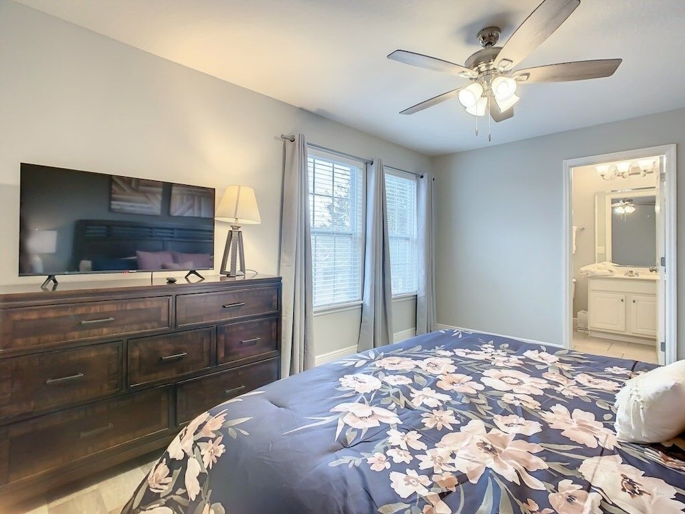 5116 Disney Dreams in Solterra Resort 6BD — 4-Star Luxury Hotel in Davenport, United States