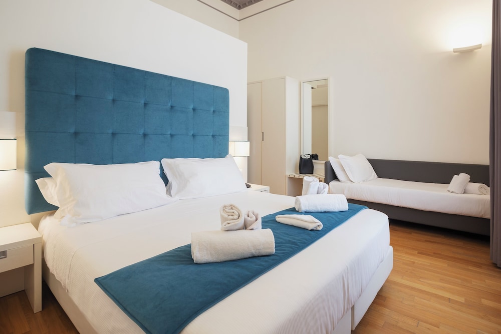 History Suite Essence — 4-Star Luxury Hotel in Rome, Italy