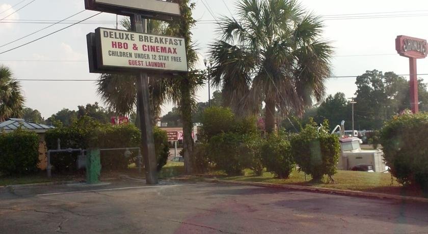 Excellent Inn Suites — Natchez