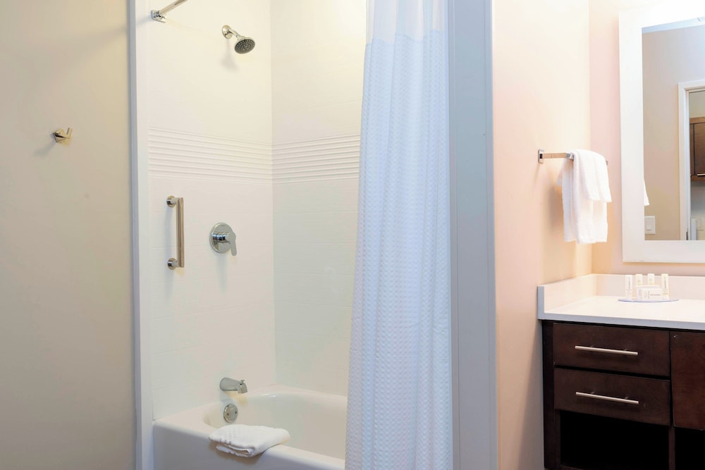 TownePlace Suites by Marriott Louisville North - photo 14